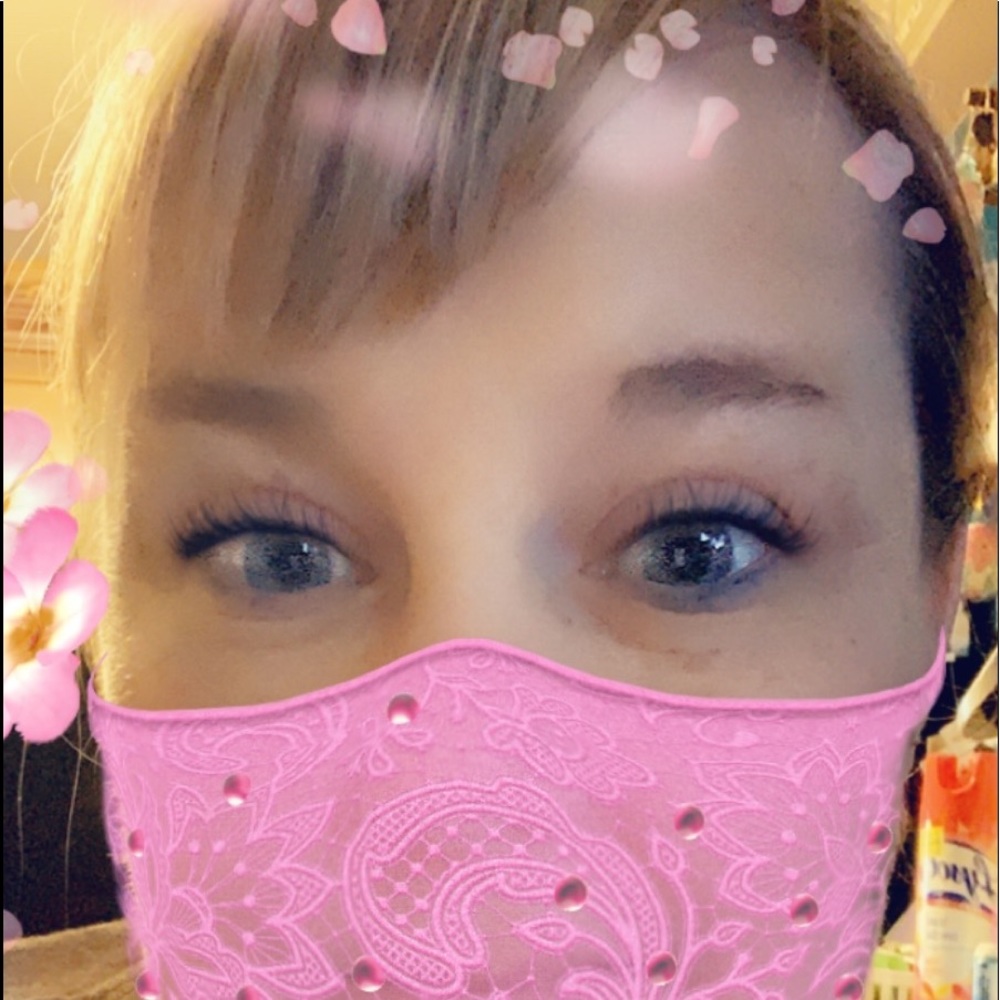 Meet your Posher, Tonya